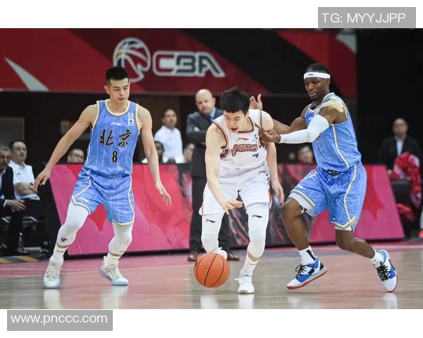 北京首钢篮球队强势迎战新赛季劲敌 展望比赛焦点与胜负悬念 北京首钢篮球队强势迎战新赛季劲敌 展望比赛焦点与胜负悬念