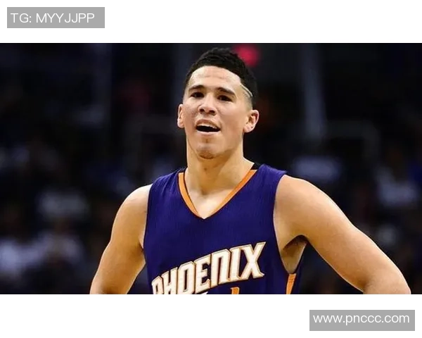 德文·布克领衔太阳队重返巅峰之路 聚焦新赛季挑战与期望